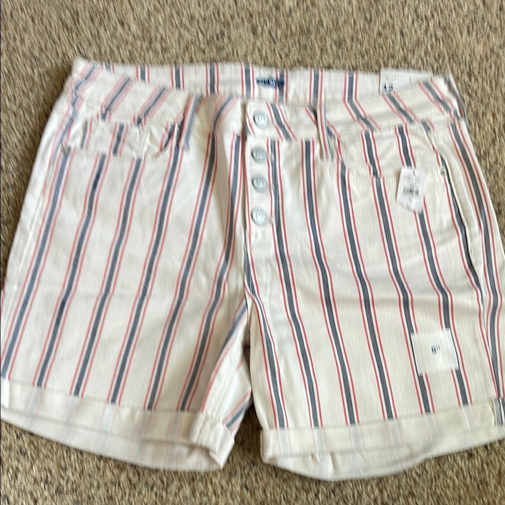Old Navy Red and White Canvas Shorts Sz. 12